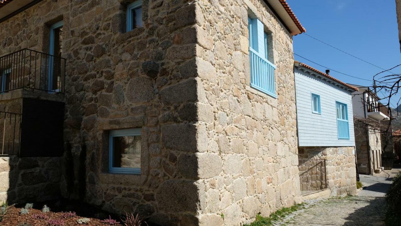 カンポ・ド・ジェレッス Casa Tritaoヴィラ エクステリア 写真